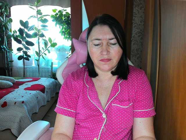 Lola18111 live cam on BongaCams