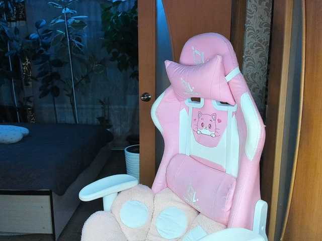 Lola18111