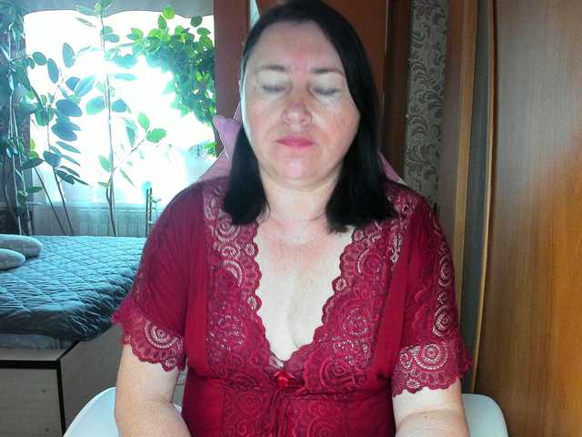 Lola18111 live cam on BongaCams