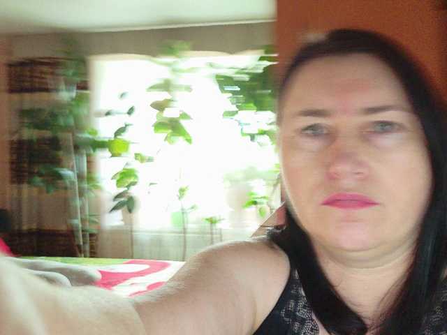Lola18111 live cam on BongaCams