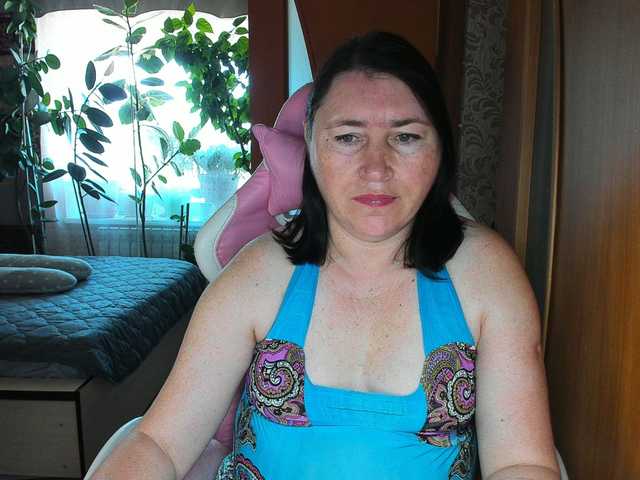 Lola18111 live cam on BongaCams