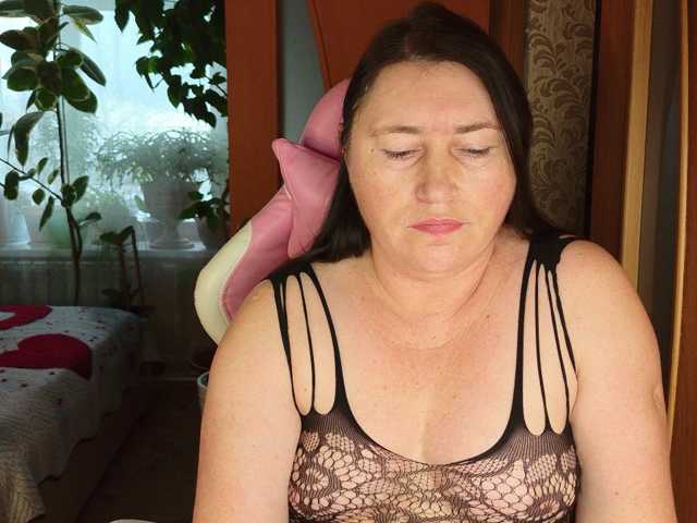 Lola18111 live cam on BongaCams