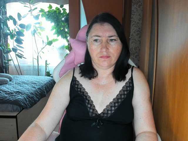 Lola18111 live webcam show