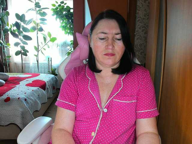 Lola18111 live cam on BongaCams