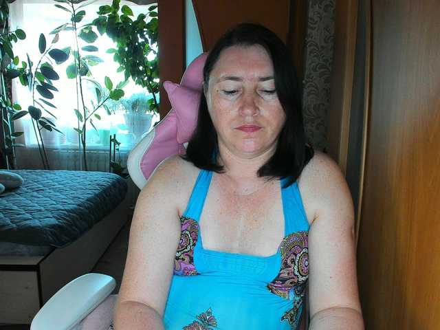 Lola18111 live cam on BongaCams