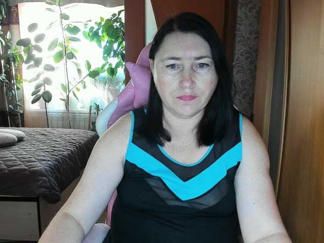Lola18111 live cam on BongaCams