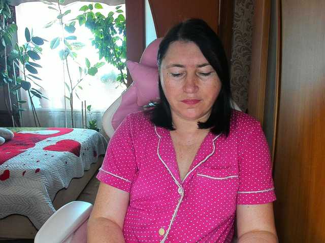 Lola18111 live cam on BongaCams