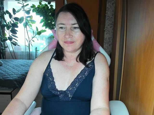Lola18111 live webcam show