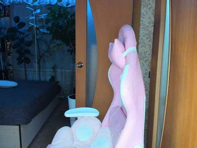 Lola18111