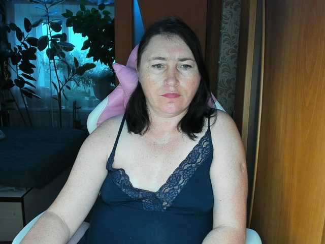 Lola18111 live webcam show