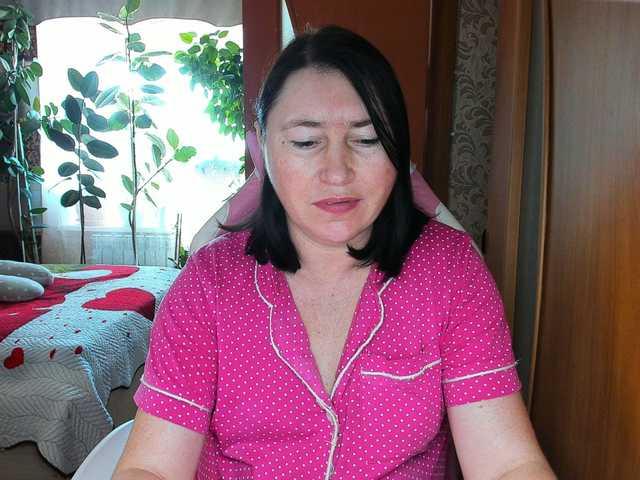Lola18111 live cam on BongaCams