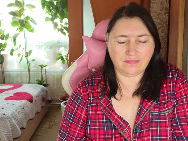 Lola18111 live cam on BongaCams