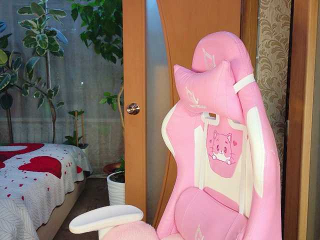 Lola18111