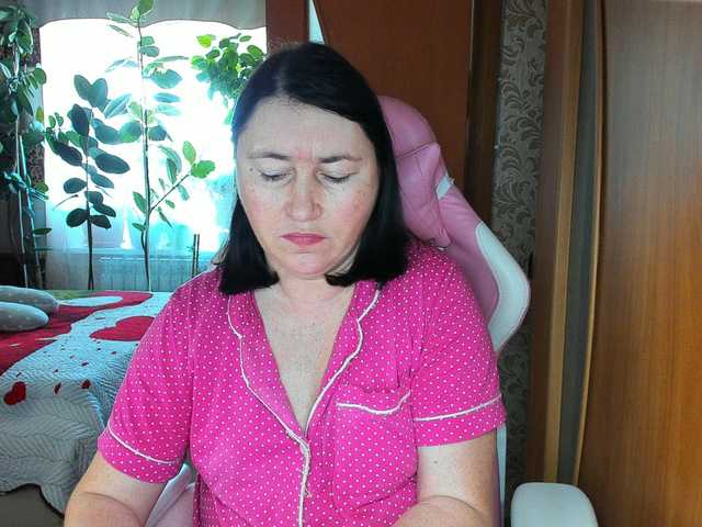Lola18111 live cam on BongaCams
