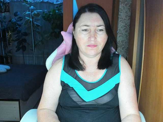 Lola18111 live cam on BongaCams