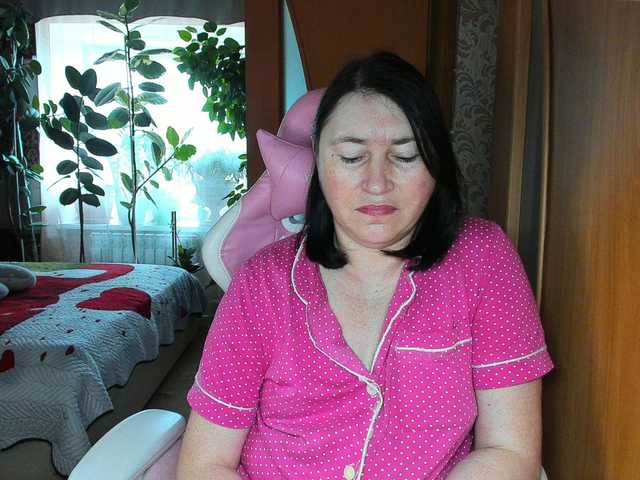 Lola18111 live cam on BongaCams