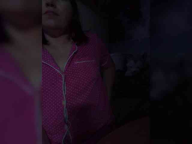 Tatka18111 webcam