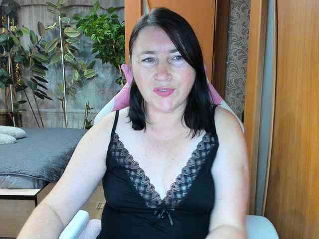 Tatka18111 webcam