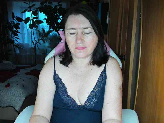 Tatka18111 webcam