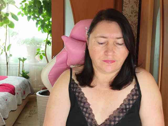 Tatka18111 webcam