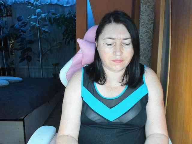 Tatka18111 webcam