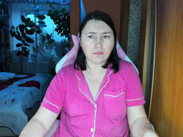 Tatka18111 webcam