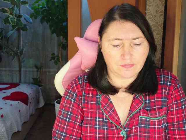 Tatka18111 webcam