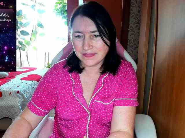 Tatka18111 webcam