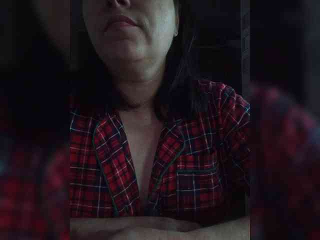 Tatka18111 webcam