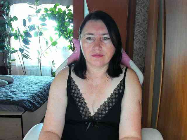 Tatka18111 webcam