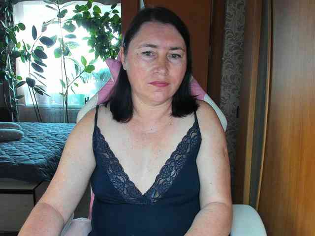 Lola18111