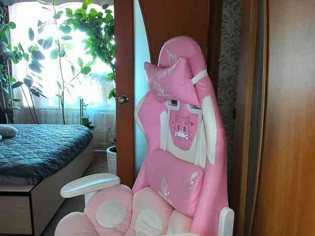 Tatka18111 webcam