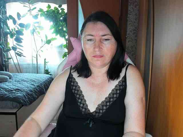 Tatka18111 webcam