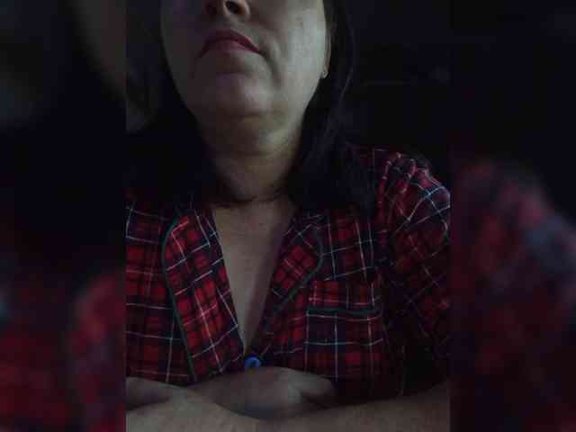 Tatka18111 webcam
