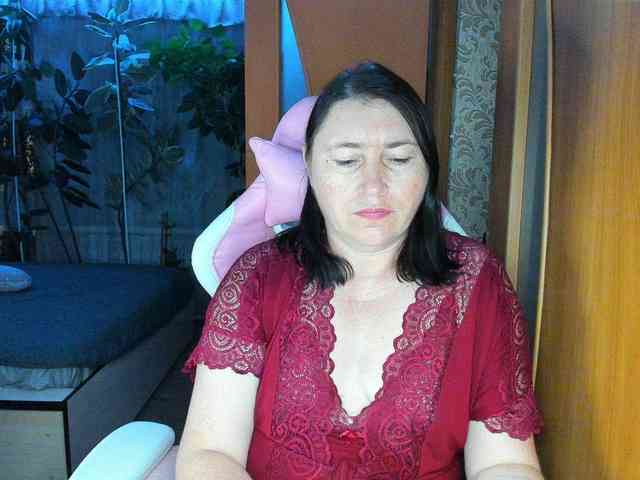 Tatka18111 webcam