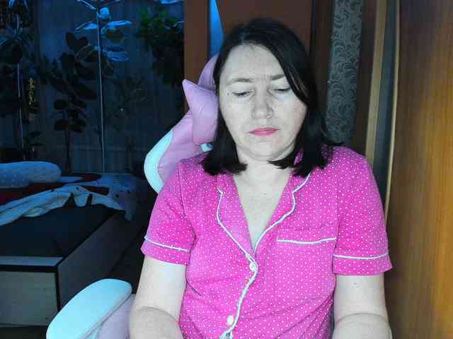 Tatka18111 webcam