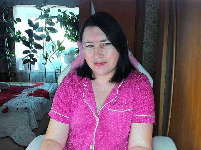 Tatka18111 webcam