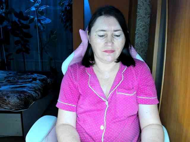 Tatka18111 webcam