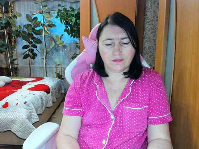 Tatka18111 webcam
