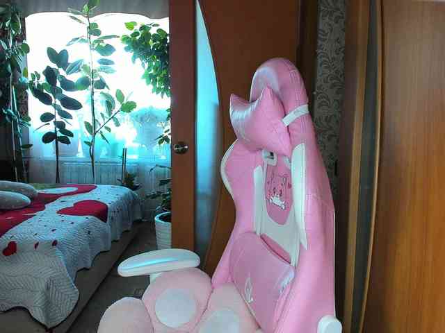 Tatka18111 webcam