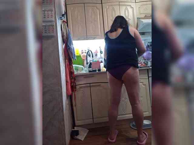 Tatka18111 webcam