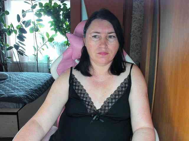 Tatka18111 webcam
