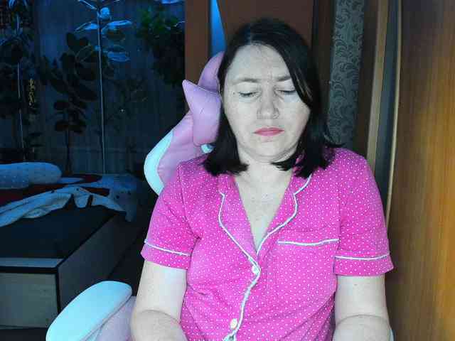 Tatka18111 webcam