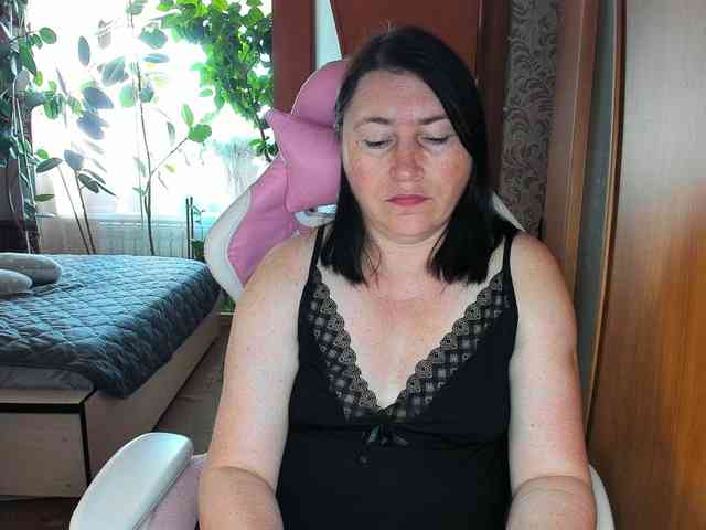 Tatka18111 webcam