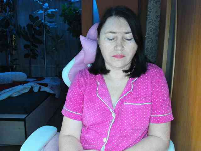 Tatka18111 webcam