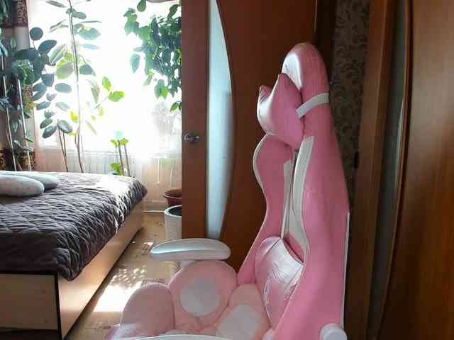 Tatka18111 webcam