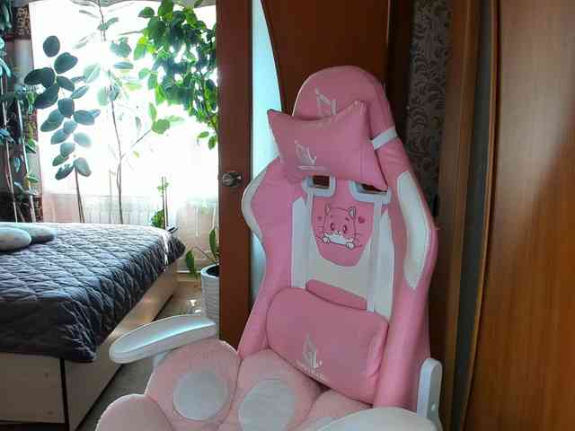 Tatka18111 webcam