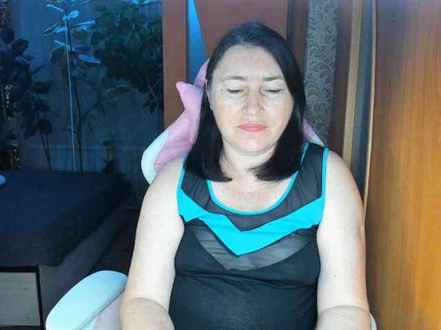 Tatka18111 webcam