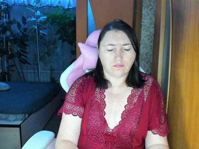 Tatka18111 webcam