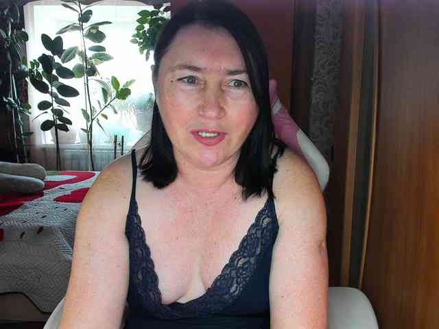 Tatka18111 webcam